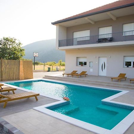 Villa Village 모스타르 외부 사진